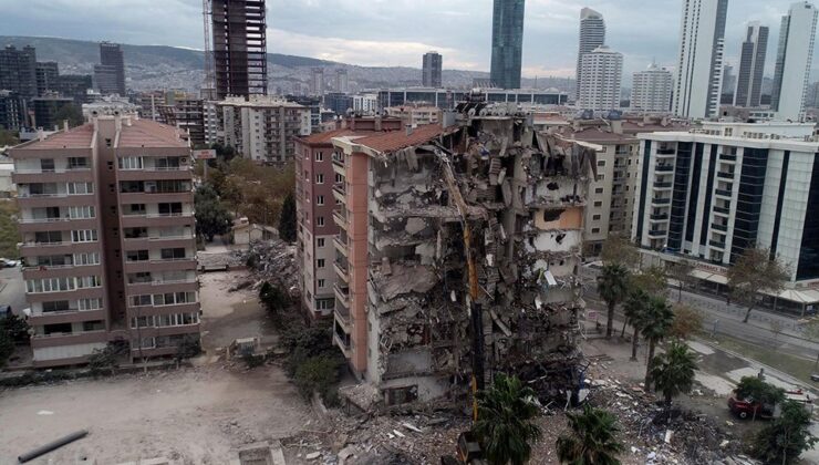 Prof. Dr. Sözbilir korkutan uyarı: İzmir'de yıkıcı bir deprem olma olasılığı yüksek, hazırlıklı olunmalı