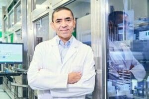 BionTech CEO'su Prof. Dr. Uğur Şahin, şimdiye kadar iki doz
