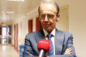 Hacettepe &Uuml;niversitesi Tıp Fak&uuml;ltesi &ouml;ğretim &uuml;yesi Prof. Mehmet Ceyhan, etkinliği