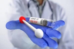 Ege &Uuml;niversitesi &Ouml;ğretim &Uuml;yesi Prof. Dr. Zafer Kurug&ouml;l, PCR testi