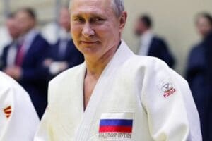 Judoda siyah kuşak sahibi olan Rusya Devlet Başkanı Vladimir Putin'in