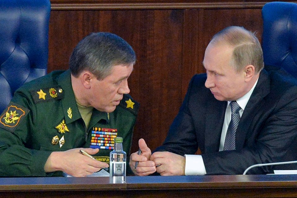 Ukrayna cumhurbaşkanının &uuml;st d&uuml;zey danışmanlarından biri, Rusya Genelkurmay Başkanı General