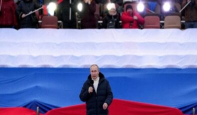Putin sahneye çıktı, Ukrayna’daki işgali övdü