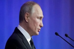 Rusya Devlet Başkanı&nbsp;Vladimir Putin,&nbsp;Ukrayna'da başlatılan savaş sırasında ilhak edilen Donetsk