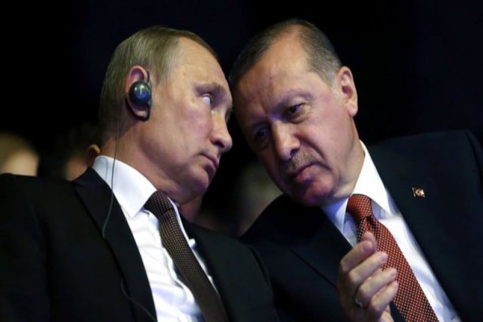 Rusya Devlet Başkanı Putin, Ukrayna'ya bağlı g&uuml;&ccedil;lerin Rusya'dan T&uuml;rkiye'ye doğal