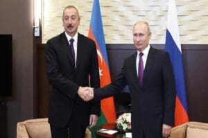 Rusya Devlet Başkanı Vladimir Putin ile Azerbaycan Cumhurbaşkanı İlham Aliyev,