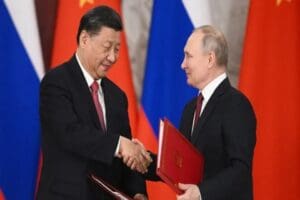 Şi ile Putin, Moskova'da ortak bildiri imzaladı. &Ccedil;in'in barış planının