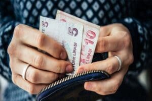 Emekli maaşlarına Ocak 2023'te son 6 ayın toplam enflasyon farkı