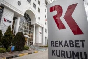 Rekabet Kurumu, aralarında perakende ve gıda şirketlerinin olduğu 32 teşebb&uuml;se,