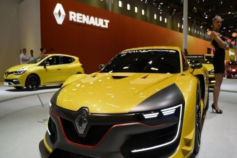 Volvo'nun yeni model araçlarında azami hız limitini saatte 180 kilometreye
