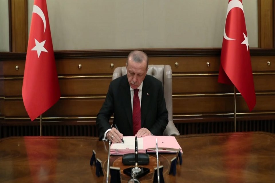 Atama kararları Cumhurbaşkanı Recep Tayyip Erdoğan'ın imzasıyla Resmi Gazete'de yayımlandı.