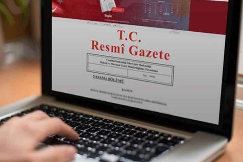 Resmi Gazete'de İzmir'in Menderes Bornova ve &Ccedil;eşme il&ccedil;elerinde plan ve