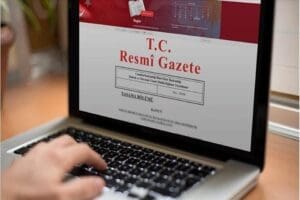 Resmi ilan fiyat tarifesine ilişkin Cumhurbaşkanı kararı Resmi Gazete'de yayımlandı.