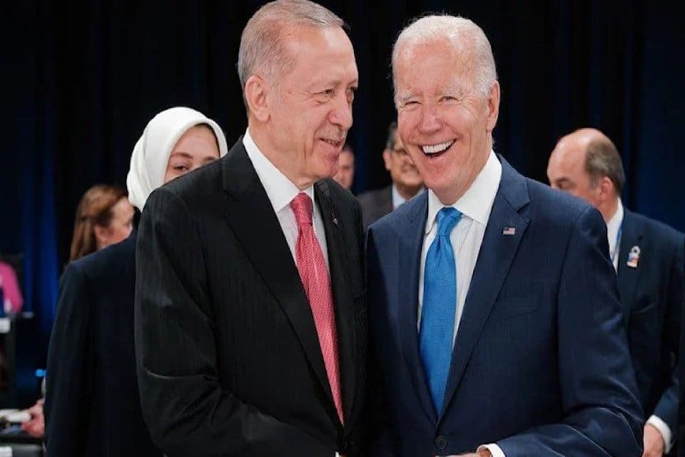 İngiliz haber ajansı Reuters'a konuşan &uuml;st d&uuml;zey T&uuml;rk yetkililer, Cumhurbaşkanı