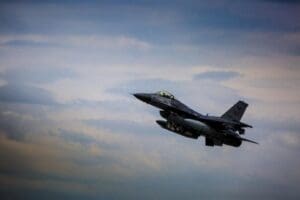 Reuters&rsquo;ın &ouml;ne s&uuml;rd&uuml;ğ&uuml; F-16 konusuyla ilgili ABD'den a&ccedil;ıklama geldi. İngiltere