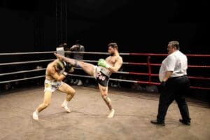 İzmirli sporcu Soner Yeşiller Buca Belediyesi &ouml;nc&uuml;l&uuml;ğ&uuml;nde d&uuml;zenlenen uluslararası d&ouml;v&uuml;ş
