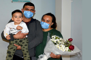   İzmir'de doğuştan kalbinde ritim bozukluğu olan 2 yaşındaki Yağız