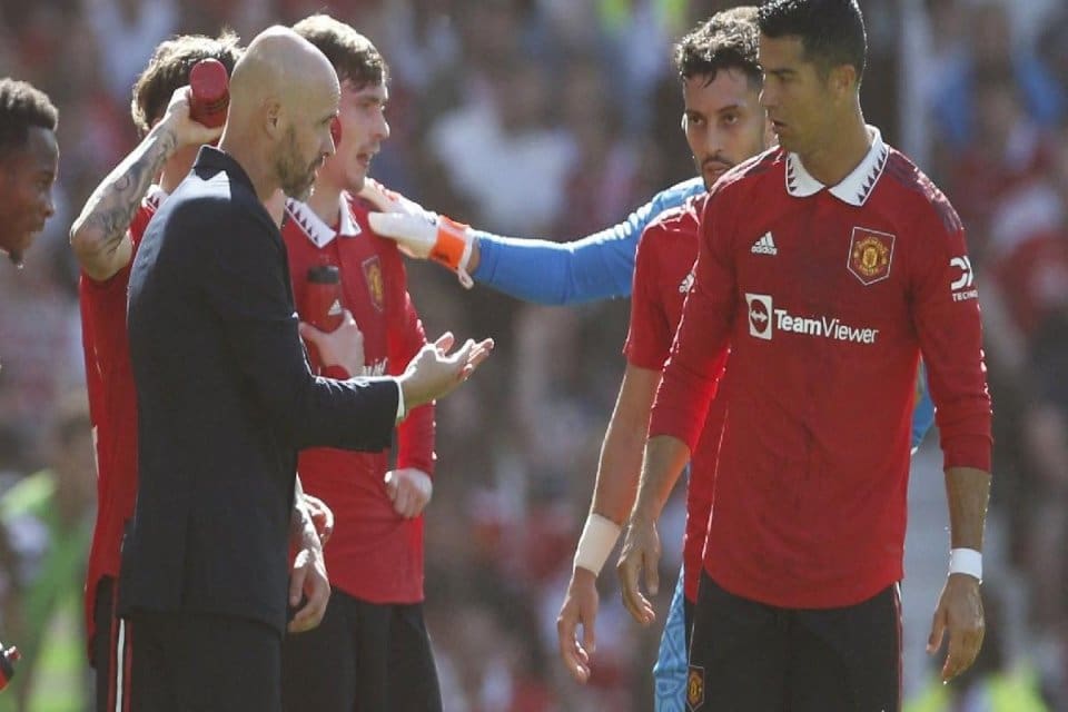 Manchester United'dan ayrılmak i&ccedil;in g&uuml;n sayan Cristiano Ronaldo, Rayo Vallecano