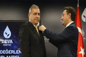 AKP&rsquo;li eski milletvekili Sedat Kızılcıklı, DEVA Partisi'ne ge&ccedil;ti. DEVA Partisi