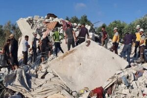 Rusya'ya ait savaş u&ccedil;ağının, Suriye'nin kuzeybatısındaki İdlib ilindeki, Yakubiye ve