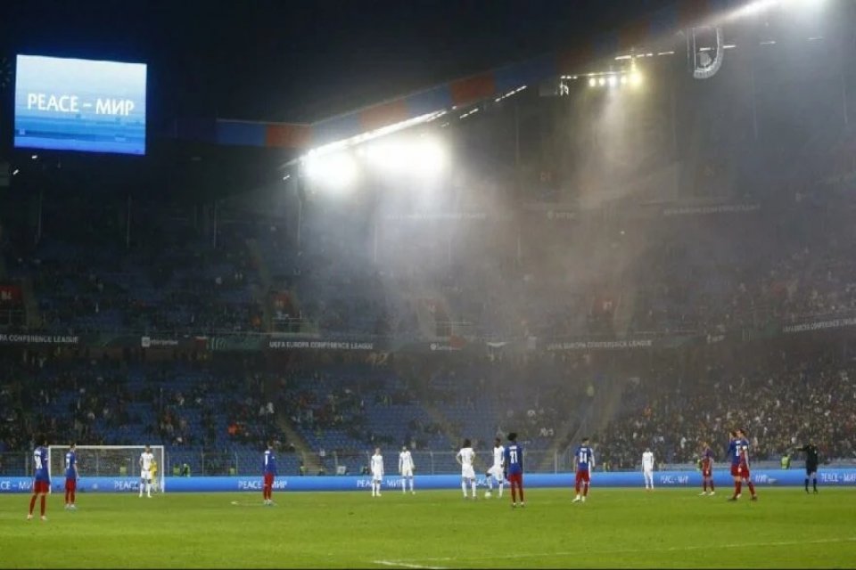 Rusya'nın Ukrayna'yı işgalinin ardından UEFA ve FIFA'nın t&uuml;m organizasyonlarından dışlanan