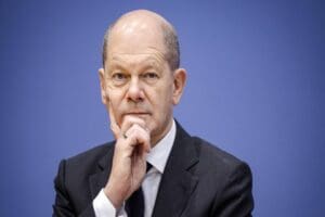 Rus enerji devi Gazprom, Polonya, Bulgaristan, Finlandiya, Danimarka ve Hollanda'dan