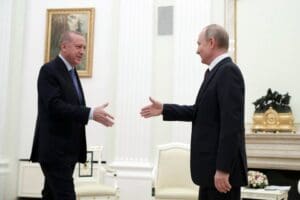 D&uuml;n Putin ile Kazakistan'da g&ouml;r&uuml;şen Cumhurbaşkanı Erdoğan, Rusya'dan gelen "T&uuml;rkiye'de