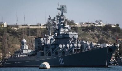 Rusya’ya ait gemiler Ukrayna kıyılarından uzaklaştı
