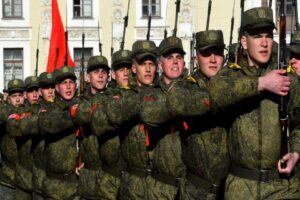 Amerika'nın eski Avrupa Kuvvetleri Komutanı Emekli Korgeneral Ben Hodges, CNN