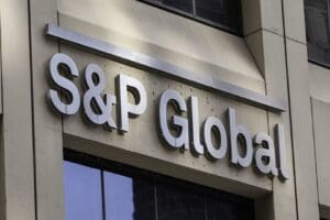 S&P Global Ratings, T&uuml;rk bankalarının k&acirc;rlılığının y&uuml;kselen enflasyon ve negatif