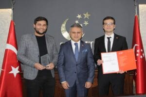 Saadet Partisi İzmir İl Gen&ccedil;lik Kolları Başkanlığına atanan Muhammet Kamil