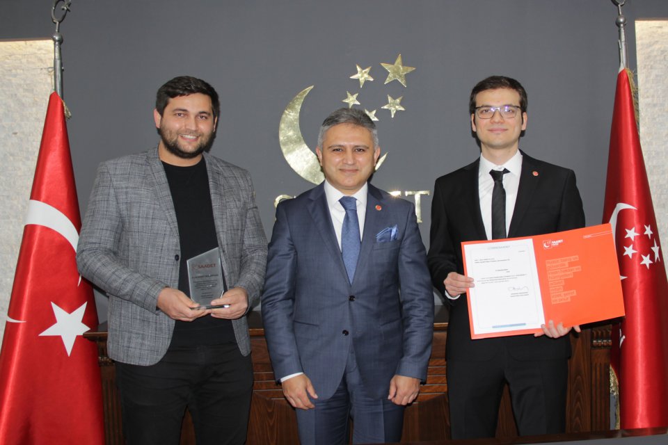 Saadet Partisi İzmir İl Gen&ccedil;lik Kolları Başkanlığına atanan Muhammet Kamil