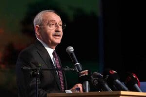Sabah yazarı&nbsp;Hasan Basri Yal&ccedil;ın, "Artık bu saatten sonra Kılı&ccedil;daroğlu'nun pazarlık