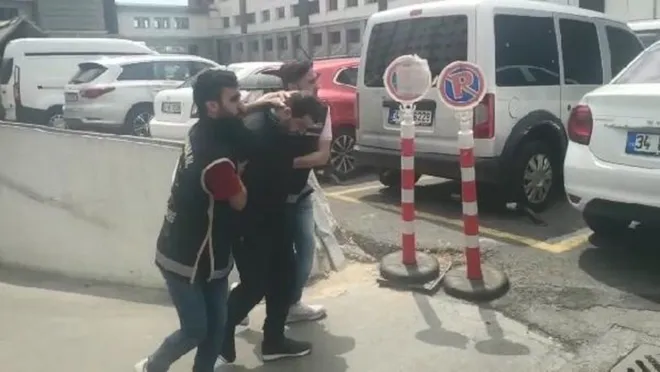 Şafak Mahmutyazıcıoğlu'nun Bakırk&ouml;y'de ortağı olduğu balık restoranında &ouml;ld&uuml;r&uuml;lmesine ilişkin d&uuml;n