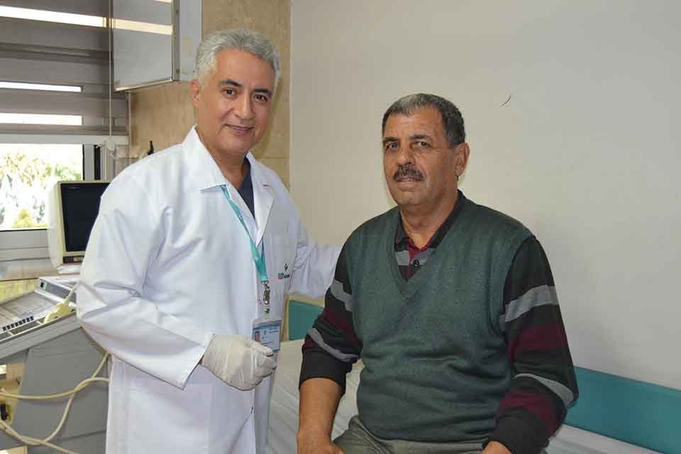 Manisa'nın Salihli ilçesinde karın ağrısı şikayetiyle özel bir hastaneye başvuran