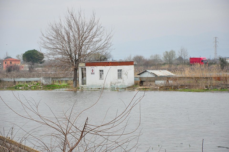 Manisa'da son bir haftadır yer yer etkisini gösteren sağanak yağmurun
