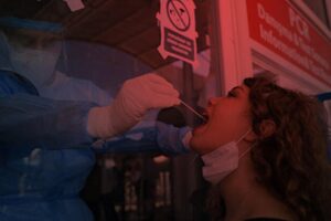 Sağlık Bakan Yardımcısı Tolga Tolunay, koronavir&uuml;s s&uuml;recine ilişkin &ouml;nemli a&ccedil;ıklamalarda