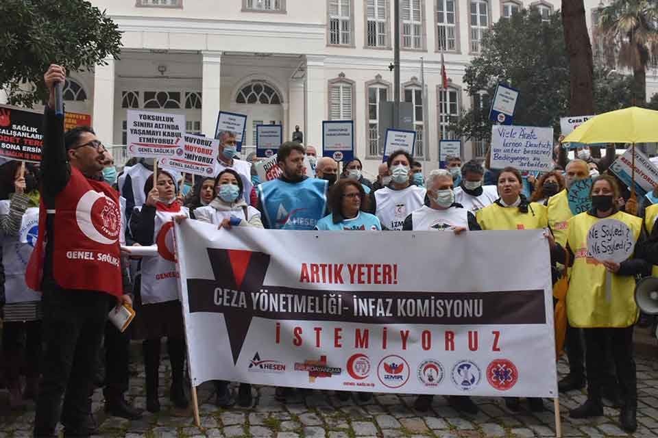 İZMİR'de 2 g&uuml;n iş bırakma eylemi yapan sağlık &ccedil;alışanları, etkin