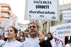 Sağlık &ccedil;alışanlarına y&ouml;nelik giderek artan şiddetin &ouml;nlenmesi i&ccedil;in Sağlık ve