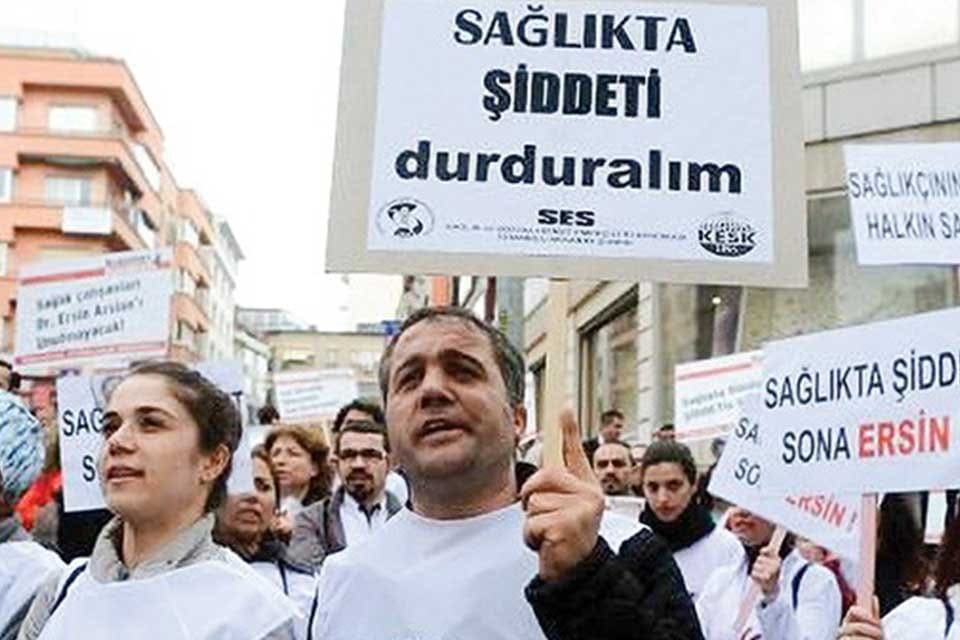 Sağlık &ccedil;alışanlarına y&ouml;nelik giderek artan şiddetin &ouml;nlenmesi i&ccedil;in Sağlık ve