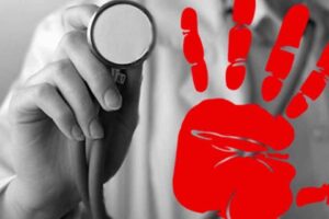 İzmir Torbalı'da aile hekimi olarak görev yapan Hürel Günay, akşam