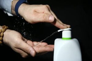 Tüm Eczacı İşverenler Sendikası (TEİS) Genel Başkanı Nurten Saydan, Sağlık