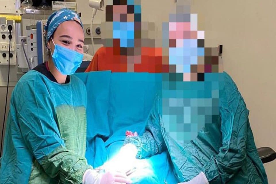 Kendisini pratisyen hekim olarak tanıtan Ayşe &Ouml;zkiraz&rsquo;ın ifadeleri doğrultusunda, bu