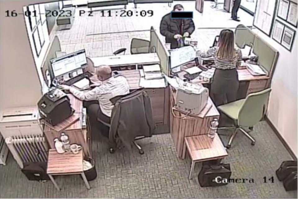 İzmir Cumhuriyet Başsavcılığı koordinesinde Siber Su&ccedil;larla M&uuml;cadele Şube M&uuml;d&uuml;rl&uuml;ğ&uuml; ekipleri,