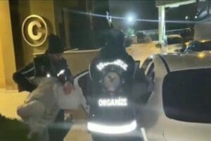 İstanbul'da polis, birbirlerine karşı silahlı saldırı hazırlığında oldukları tespit edilen
