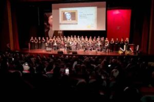 T&uuml;rk m&uuml;ziğinde, unutulmaz sesi ve yorumuyla iz bırakan "Sanat G&uuml;neşi"