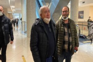 Sanat&ccedil;ı İlyas Salman, "T&uuml;rk Milletini Alenen Aşağılama" su&ccedil;undan yargılandığı davadan