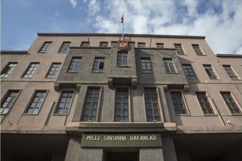Kamuoyunda tartışma yaratan 'sarıklı amiral' konusunda önemli bir gelişme yaşandı.
