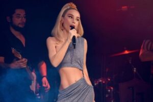 "Halkı kin ve d&uuml;şmanlığa tahrik" su&ccedil;undan dava a&ccedil;ılan G&uuml;lşen &Ccedil;olakoğlu,