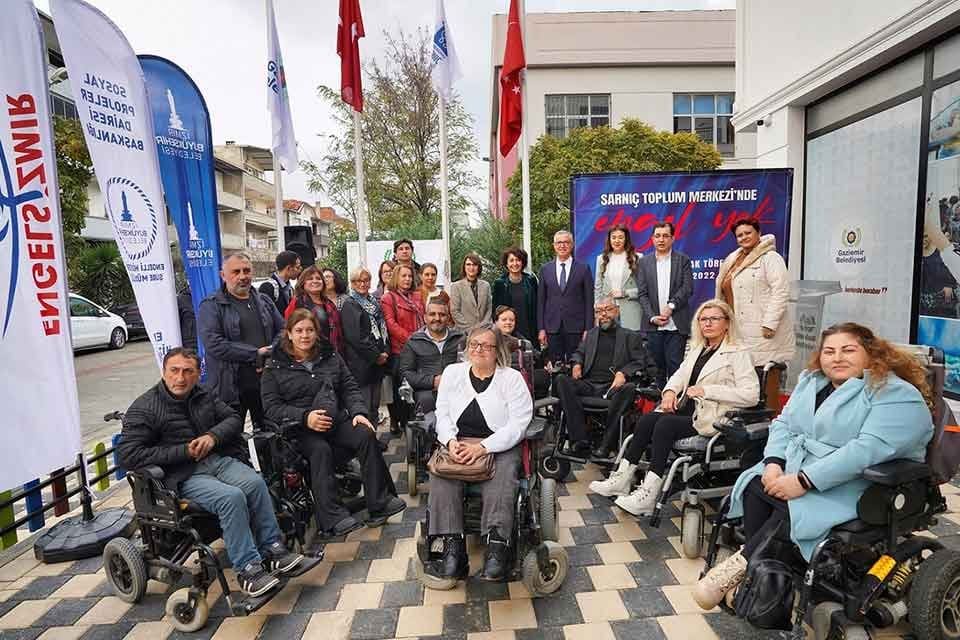 İzmir B&uuml;y&uuml;kşehir Belediyesi desteğiyle y&uuml;r&uuml;t&uuml;len Engelsiz İzmir Projesi kapsamında, Gaziemir&rsquo;in